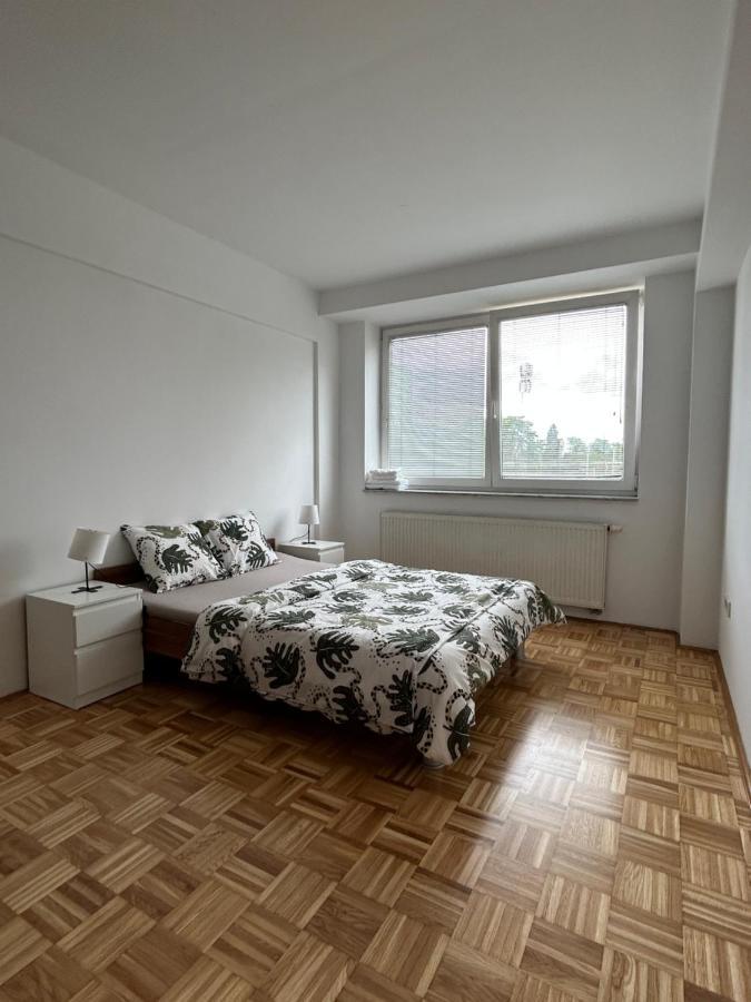 Apartma Lunca 1 Ljubljana Bagian luar foto